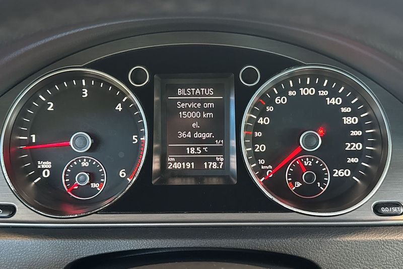 Volkswagen Passat bild 17