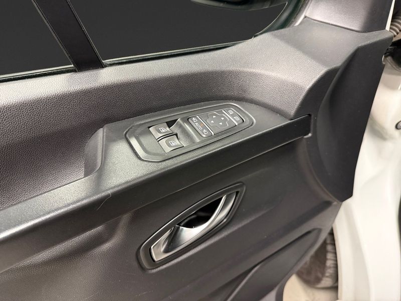 Renault Trafic bild 9