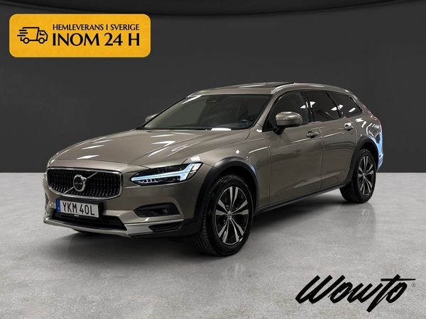 Volvo V90 Cross Country B4 AWD 197HK Advanced /Pano/H/K/Moms - 2022