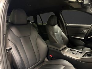 BMW 330 bild 12