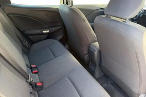 Lexus LBX bild 8