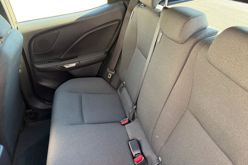 Lexus LBX bild 16
