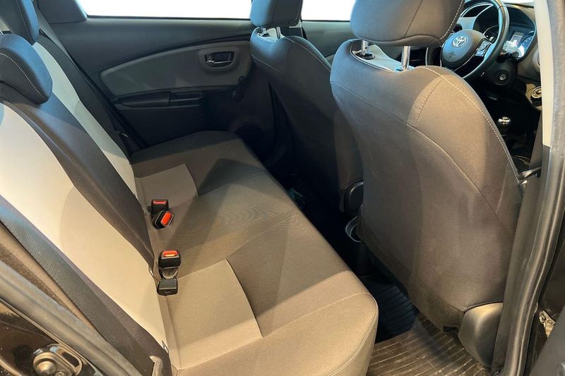 Toyota Yaris bild 12
