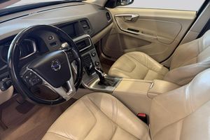 Volvo S60 bild 8