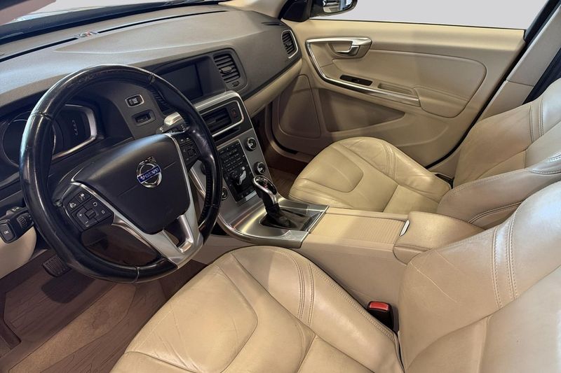 Volvo S60 bild 8