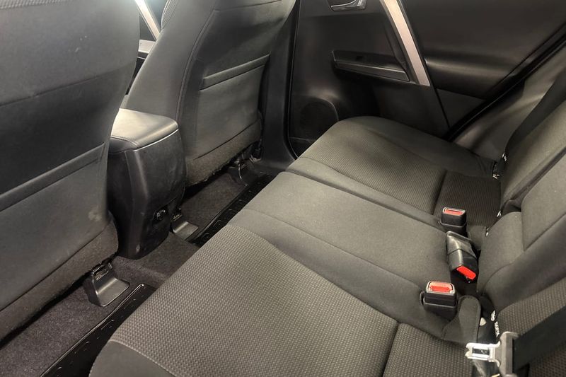 Toyota RAV4 bild 12