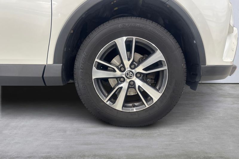 Toyota RAV4 bild 14