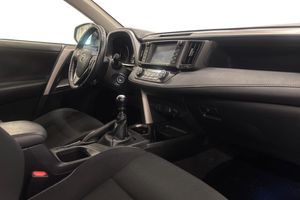 Toyota RAV4 bild 10
