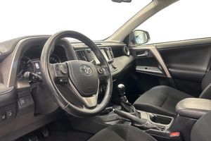 Toyota RAV4 bild 8