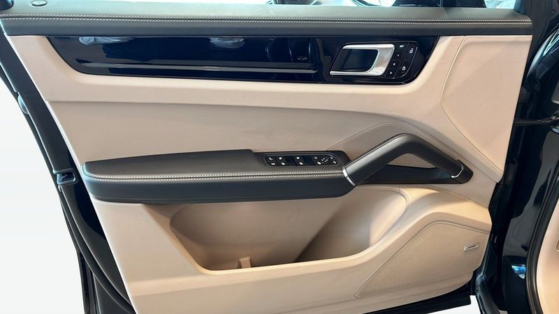 Porsche Cayenne bild 11