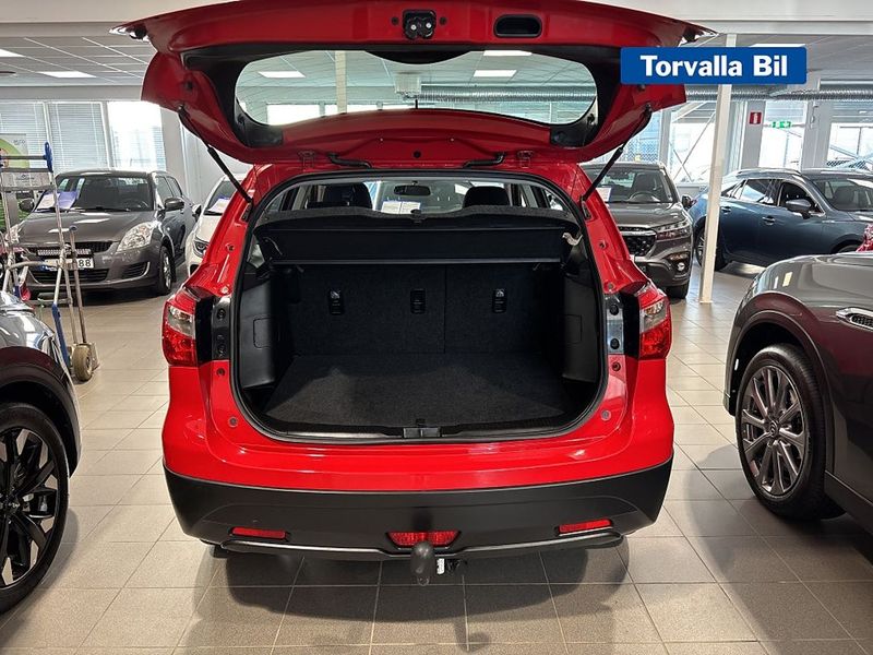 Suzuki S-CROSS bild 5