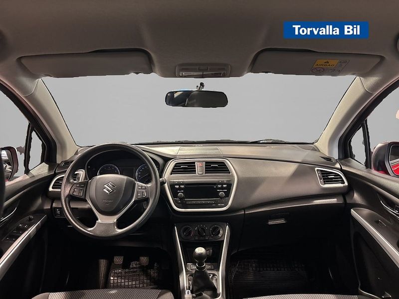 Suzuki S-CROSS bild 6
