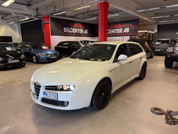 Alfa Romeo 159 Sportwagon 2.0 JTDM 16V Drag Nybytt Kamrem Motorvärmare - 2012