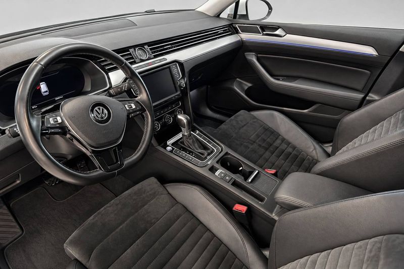 Volkswagen Passat bild 10
