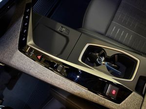 Peugeot e-3008 bild 17