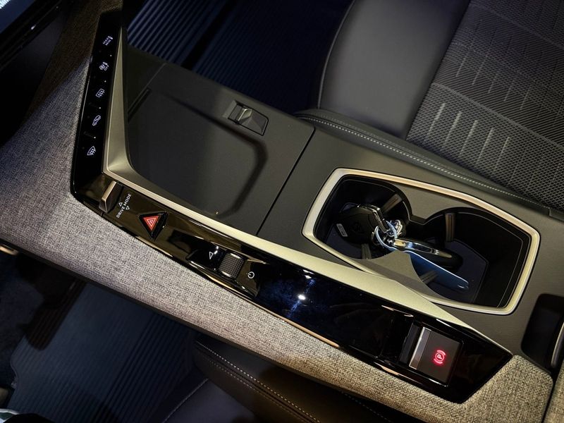 Peugeot e-3008 bild 17