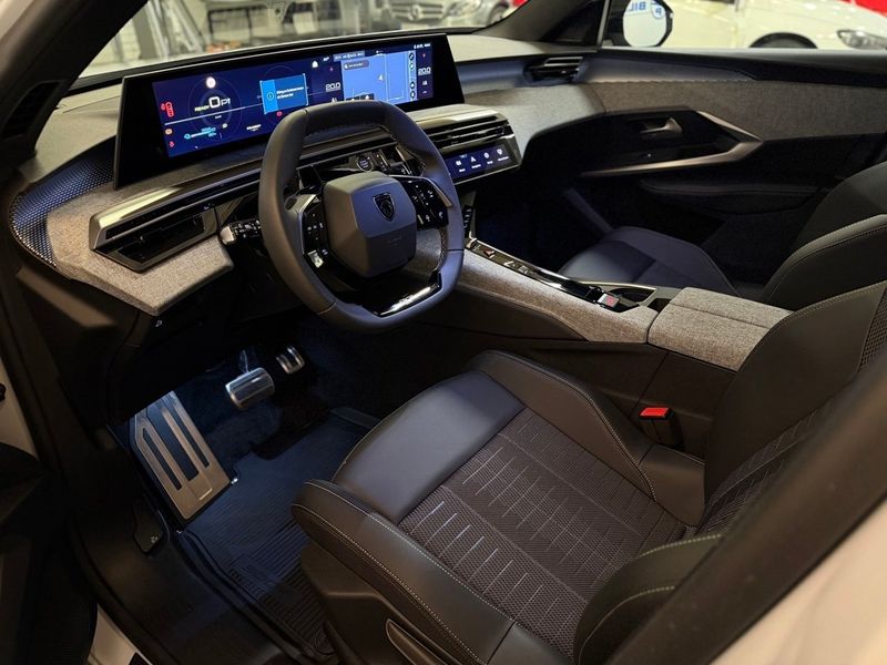 Peugeot e-3008 bild 7