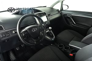 Toyota Verso bild 14