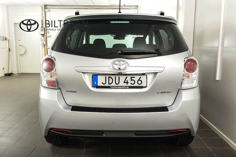 Toyota Verso bild 4