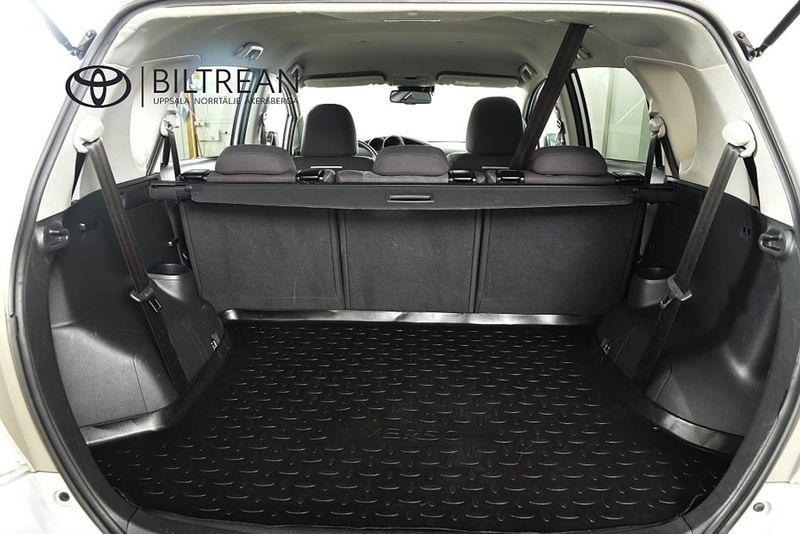 Toyota Verso bild 9