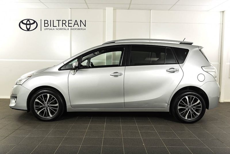 Toyota Verso bild 2