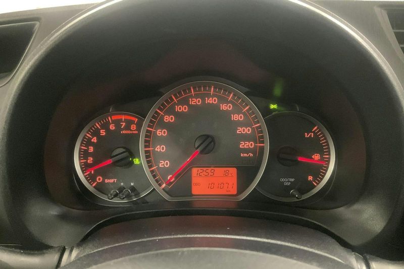 Toyota Yaris bild 10