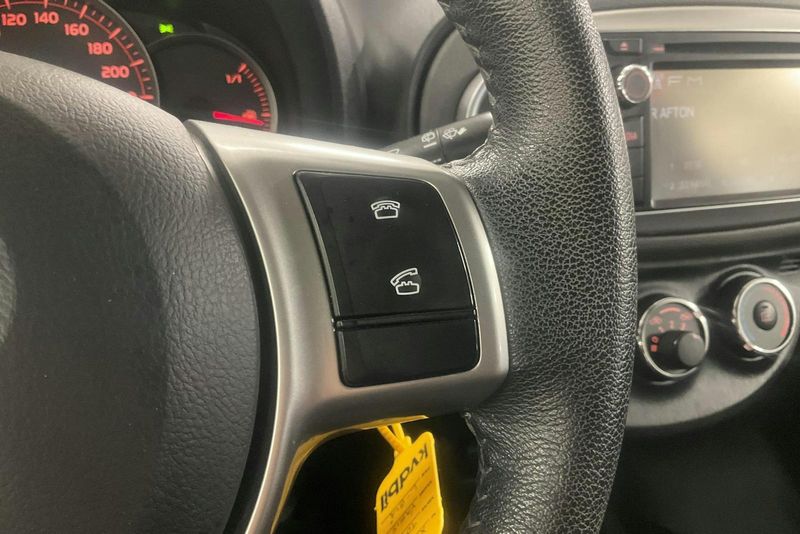 Toyota Yaris bild 15