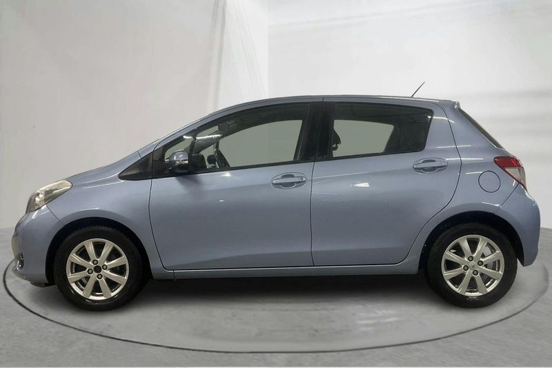 Toyota Yaris bild 2