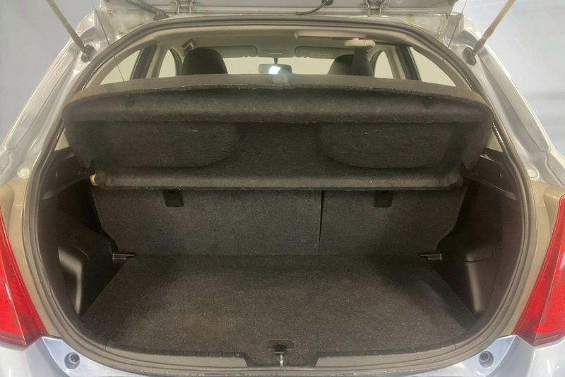 Toyota Yaris bild 9