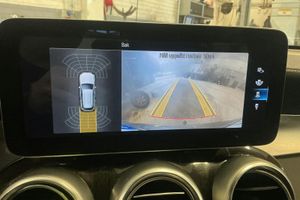 Mercedes GLC220 bild 12