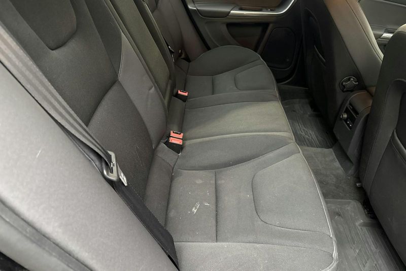 Volvo S60 bild 8