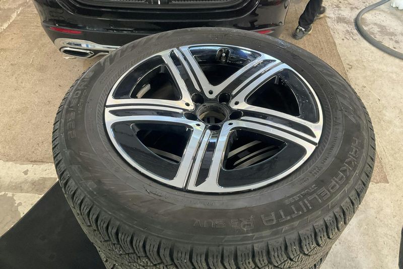 Mercedes GLC300 bild 15