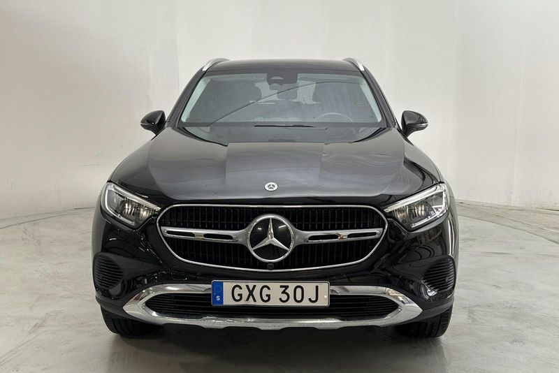 Mercedes GLC300 bild 4