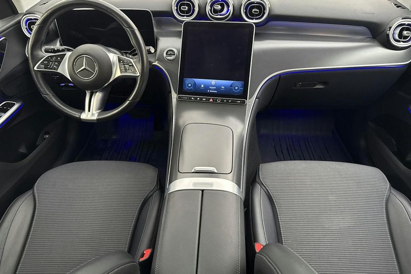 Mercedes GLC300 bild 6
