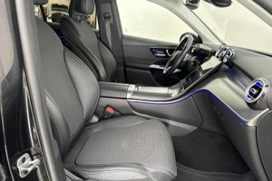 Mercedes GLC300 bild 7