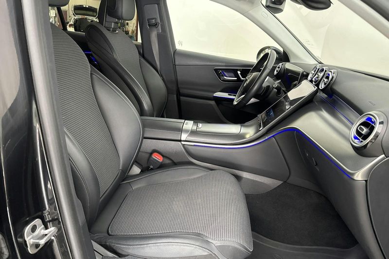 Mercedes GLC300 bild 7