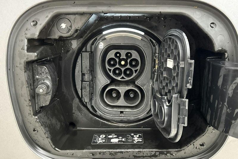 Mercedes EQB300 bild 16