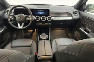 Mercedes EQB300 bild 6