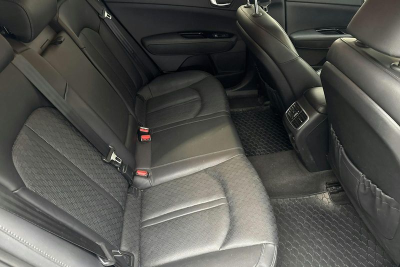 Kia Optima bild 8