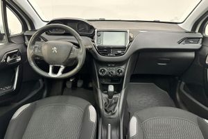 Peugeot 208 bild 6