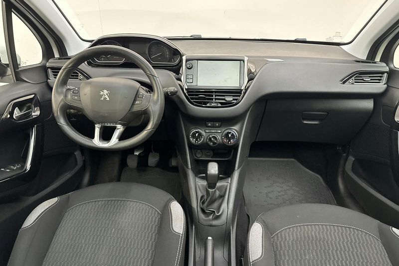 Peugeot 208 bild 6