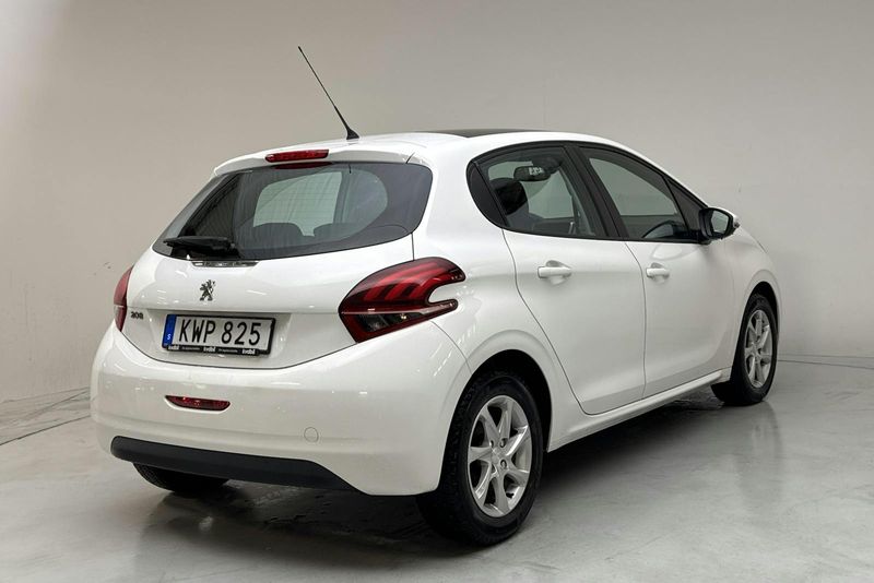 Peugeot 208 bild 3