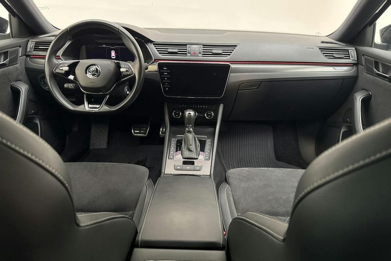 Skoda Superb bild 6