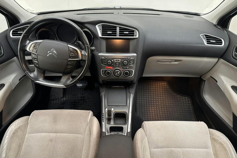 Citroen C4 bild 6