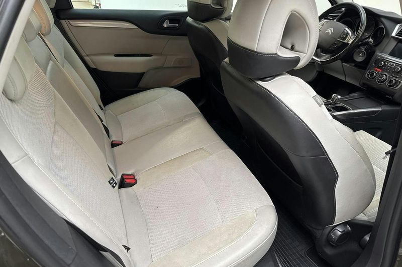 Citroen C4 bild 8