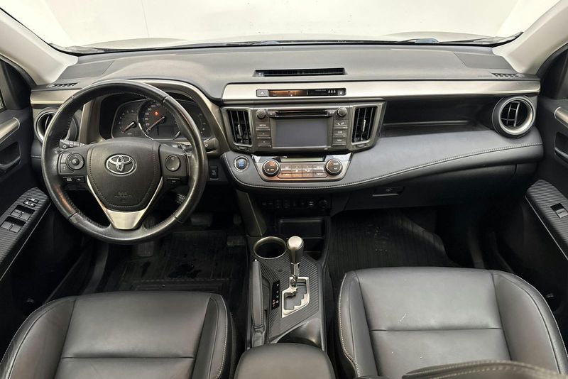 Toyota RAV4 bild 6