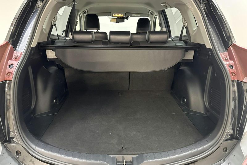 Toyota RAV4 bild 9