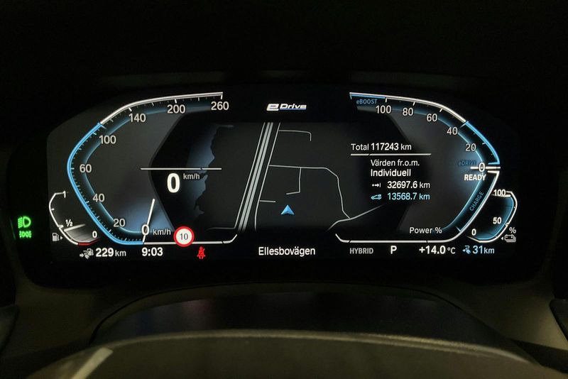 BMW 330 bild 10