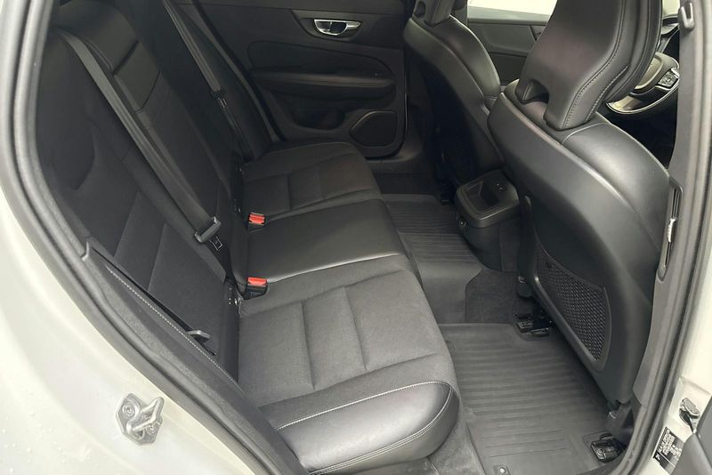 Volvo V60 bild 8