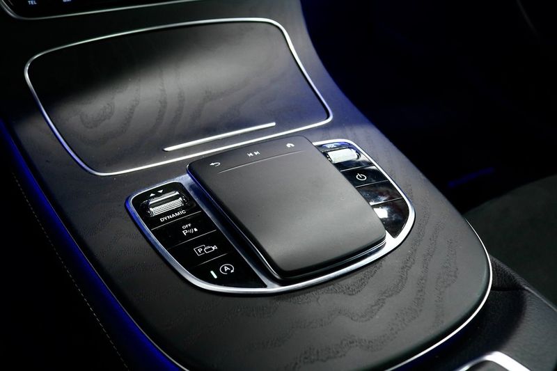 Mercedes E220 bild 21